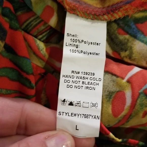 Sketchbook (boutique) wrap Romper with open back - Picture 8 of 10